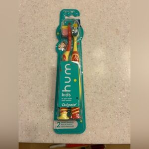 New Colgate hum Kids Smart Manual Replacement Toothbrushes, Yellow & Red
